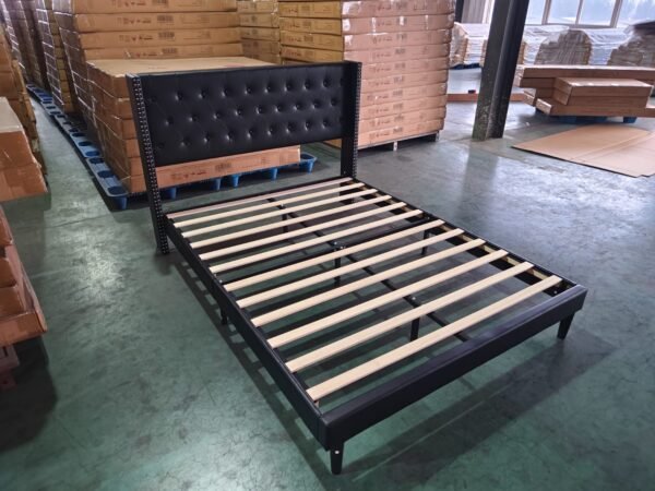6210 BEAUTIFUL BLACK FACTORY LEATHER