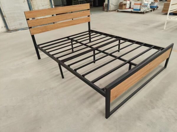 EEE BEAUTIFUL BED
