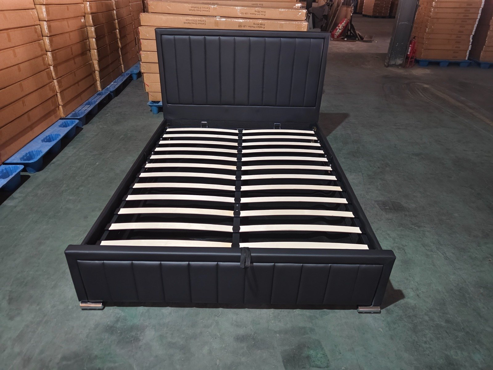 AR-08 Black PVC Hydraulic Storage Bed Frame